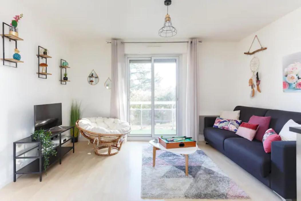 سارتروفيل Appartement Cozy : 10/15 Min Des Champs Elysee المظهر الخارجي الصورة